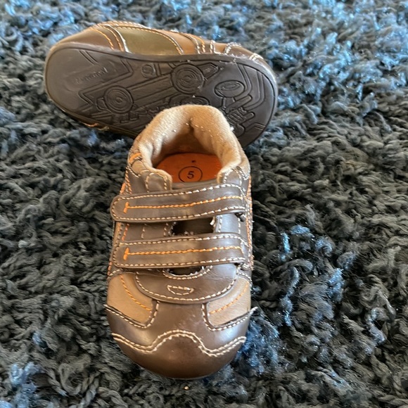 Stride Rite and In Style - Picture 2 of 5